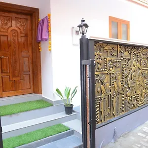  Lodge Ekana Homes